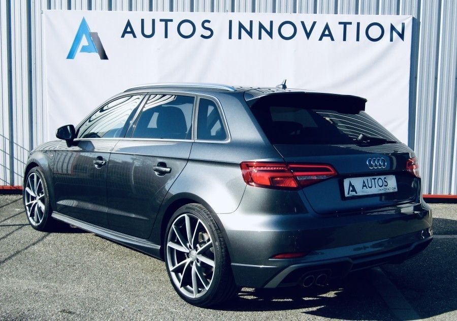 AUDI A3 SPORTBACK 1.5 TFSI 150 FINITION SLINE STRONIC Véhicule d
